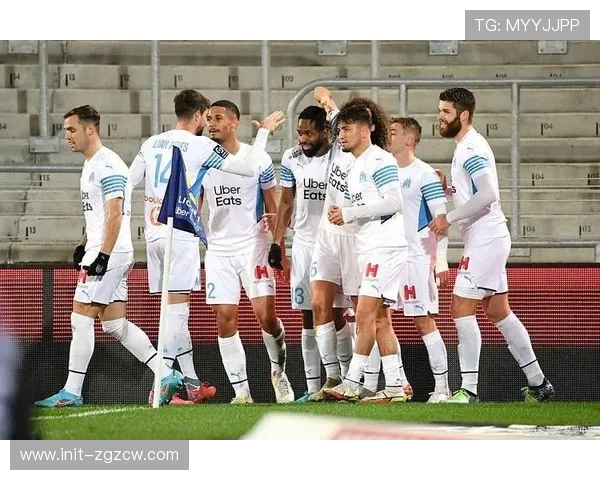 法甲五家俱乐部平均观众超3.5万人，马赛巴黎领跑